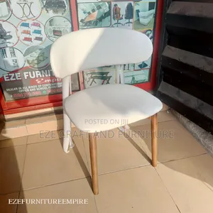 Restaurant Wooden Leg Chair