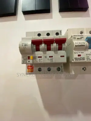 Wifi 3 Pole Circuit Breaker 63a