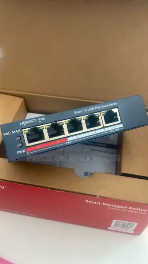 Ds-3e1105p-ei/M 4 Port Fast Ethernet Smart Poe Switch