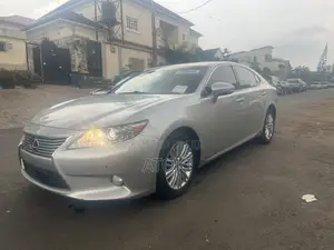 Lexus ES 350 FWD 2013 Silver