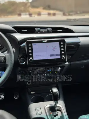 New Toyota Hilux 2025 Black