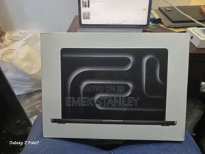 New Laptop Apple MacBook Pro 2025 M5 16GB Apple M5 SSD 512GB