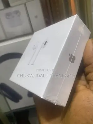 Apple Airpods2 Are Wireless Earbuds