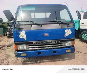 Mitsubishi Canter Pickup