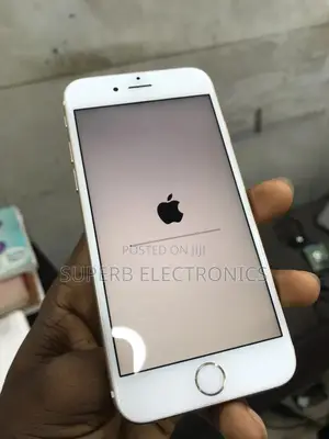Apple iPhone 6s 32 GB Silver