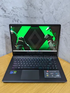 Laptop MSI Vector GP66HX 12UGS 32GB Intel Core i9 SSD 1T