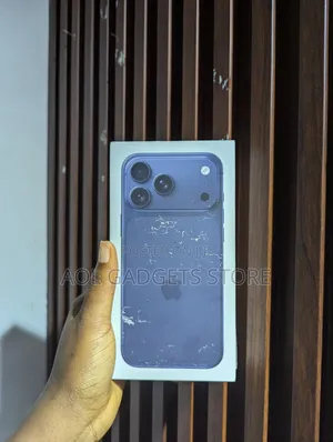 New Apple iPhone 17 Pro Max 256 GB Blue