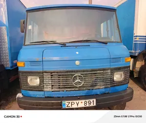 Mercedes Pickup 608 Diesel Engine/ 6 Tires