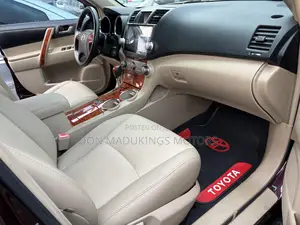 Toyota Highlander Limited 2012 Burgundy