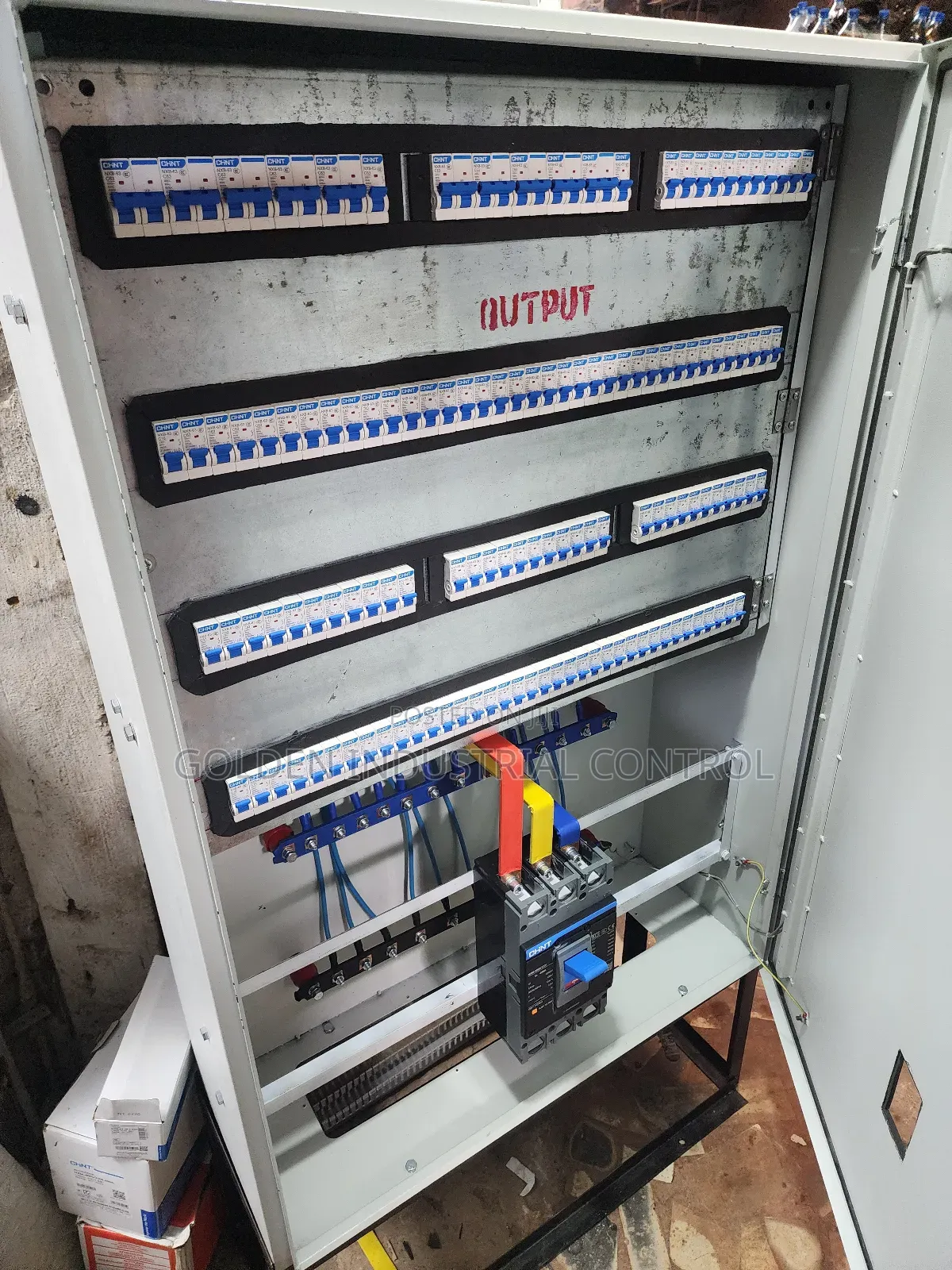 Distribution Panel