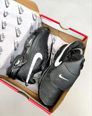 Nike Air Max Plus Tiempo Black White