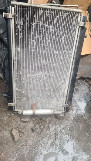Radiator Infinity 350z