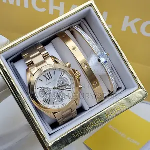 Michael Kors Quality Luxury Ladies Chain Strap Wristwatch