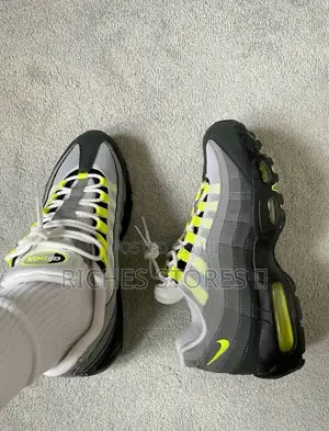 Nike Air Max 95 Neon SNKRS