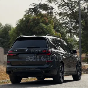 BMW X7 2025 Gray