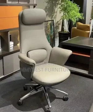 Standard Quality Executive Office Chair.