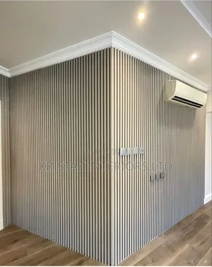 Angle for Fluted Panel
