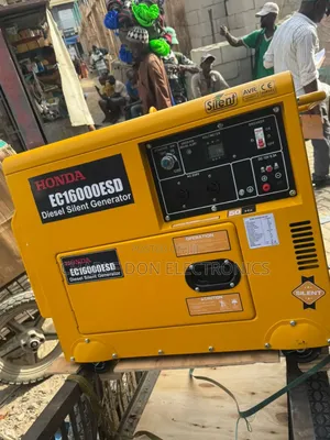 Heavy-Duty Honda 15kva Soundproof Diesel Generator 
