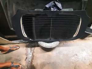 Back Windscreen Fir Toyota Venza 2025 Model Available Now