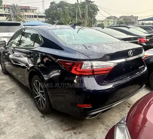 Lexus ES 350 FWD 2018 Blue