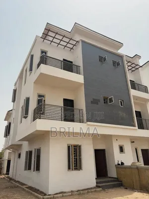 4bdrm Duplex in Gudu for sale
