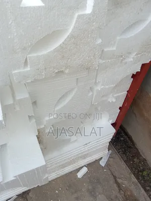 Polystyrene Parapet and Board