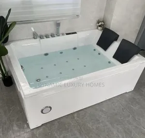 Italian Acrylic Jacuzzi With Inbuilt Mixer Tap