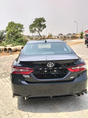 Toyota Camry SE 2022 Black