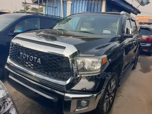 Toyota Sequoia Limited 4dr SUV 4WD (5.7L 8cyl 6A) 2017 Black