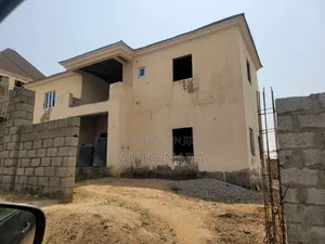 5bdrm Duplex in Naf Valley Estate for sale