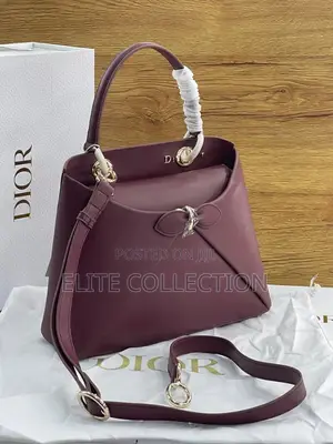 Quality Dior Bag Good Quality Available Size : Medium 