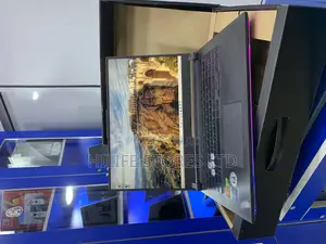 Laptop Asus ROG Strix G731G 16GB AMD Ryzen 9 SSD 1T