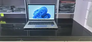 Laptop HP EliteBook 830 G8 16GB Intel Core i7 SSD 512GB