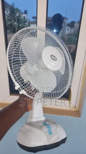 Itel 9v Solar Rechargeable Fan – Ac Solar Charging With Led Bulbs