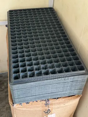 128 / 200 Nursery Tray