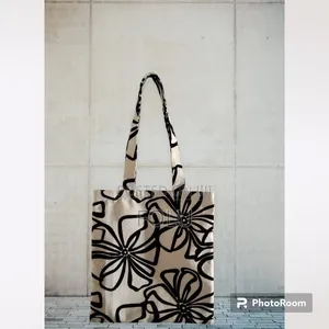 Tote Bag/ Hand Bag/ Utility Bag/ Luxury Bag