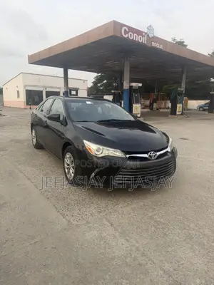 Toyota Camry LE 4dr Sedan (2.5L 4cyl 6A) 2016 Black