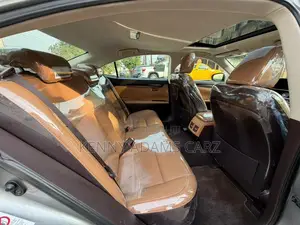 Lexus ES 2016 Gold