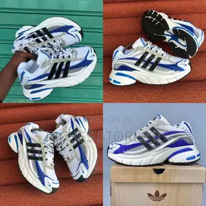 Pharell Williams X Adidas Adistar Jelly Fish SNKRS