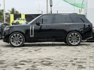 Land Rover Range Rover Vogue 2023 Black