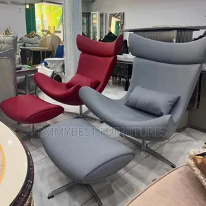Modern Design Relaxing Accent Chairs.