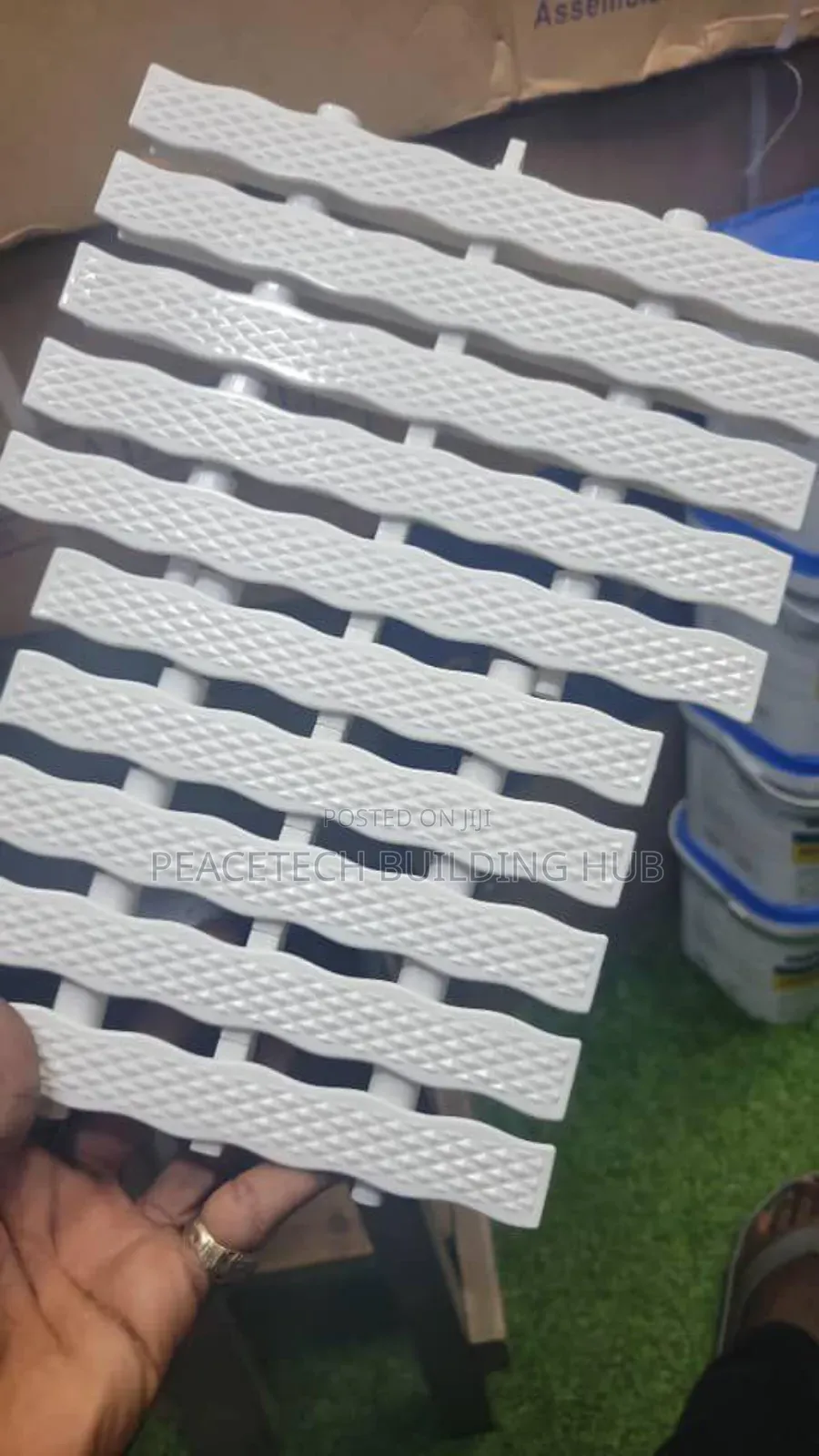 Swimming Pool Grating