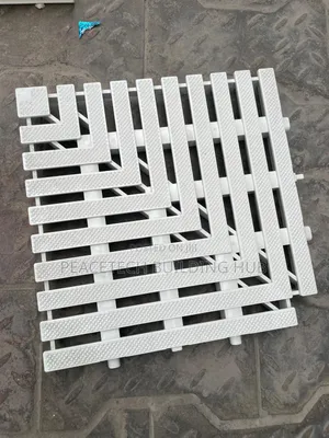 Swimming Pool Grating