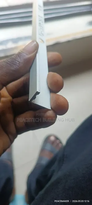 Lshape Genesis Matt