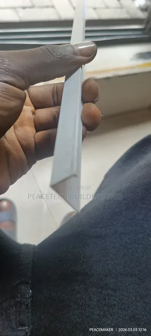 Lshape Genesis Matt