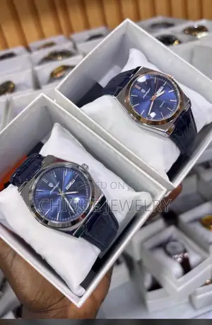 Poedagar Leather Watch