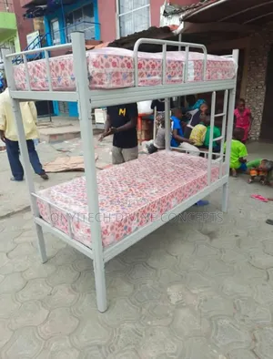 Metal Bunk Bed 01