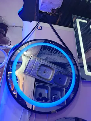 Circle Dressing Mirror