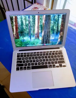 Laptop Apple MacBook Air 2015 8GB Intel Core i5 SSD 128GB