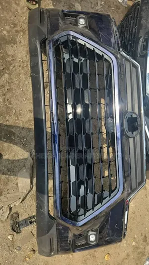 Complete Front Tokunbor Bumper Toyota Highlander 2025